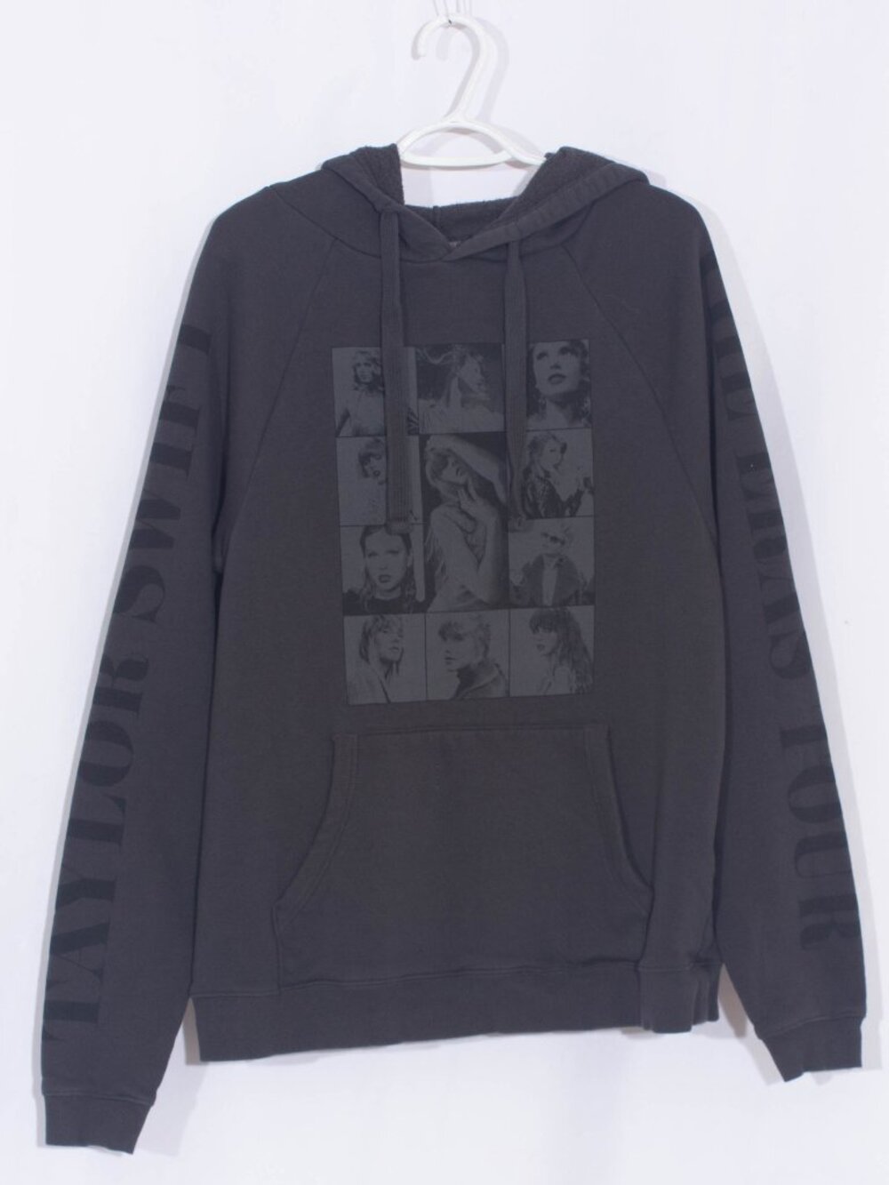 TAYLOR SWIFT THE ERAS TOUR Graphic Concert Hoodie Sweater Size S